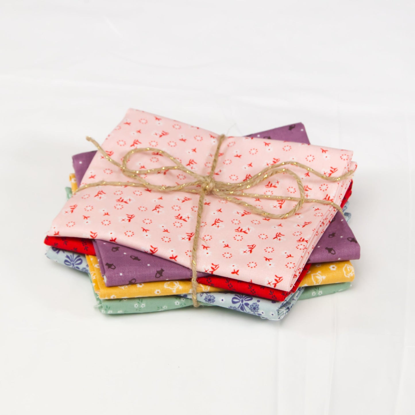 Image of Calico - Mini Bundle - 6 Fat Quarters