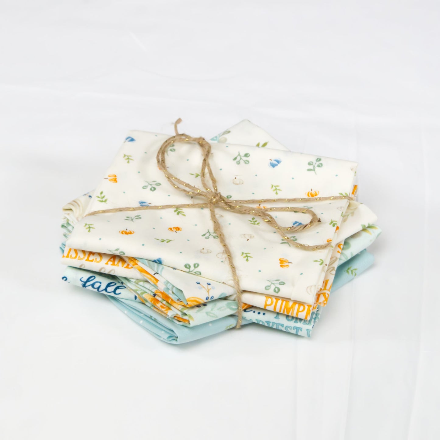 Image of Harvest Wishes - Mini Bundle - 6 Fat Quarters
